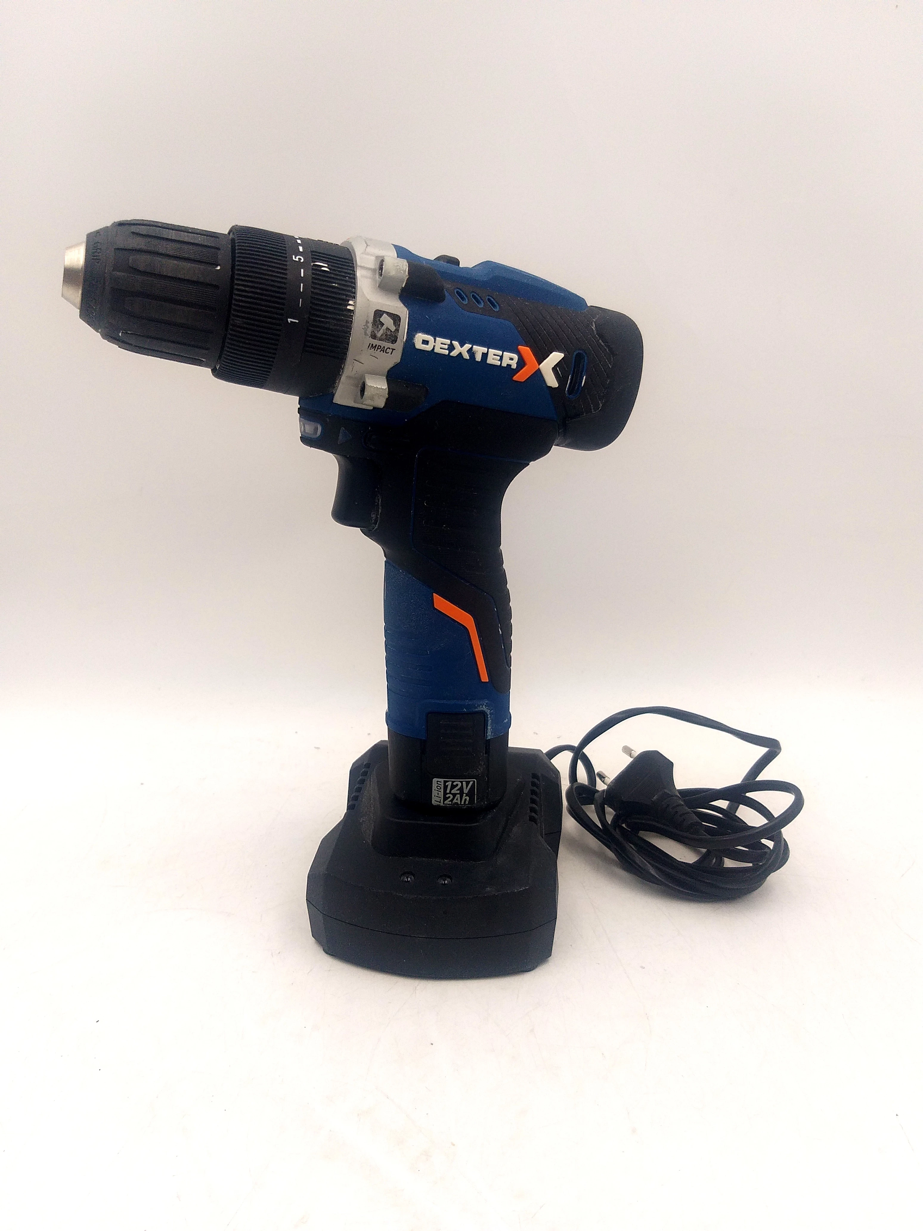 dexter-wiertarko-wkretarka-udarowa-12v-30nm-24ah-ladowarka-pojemnosc-akumulatora-4