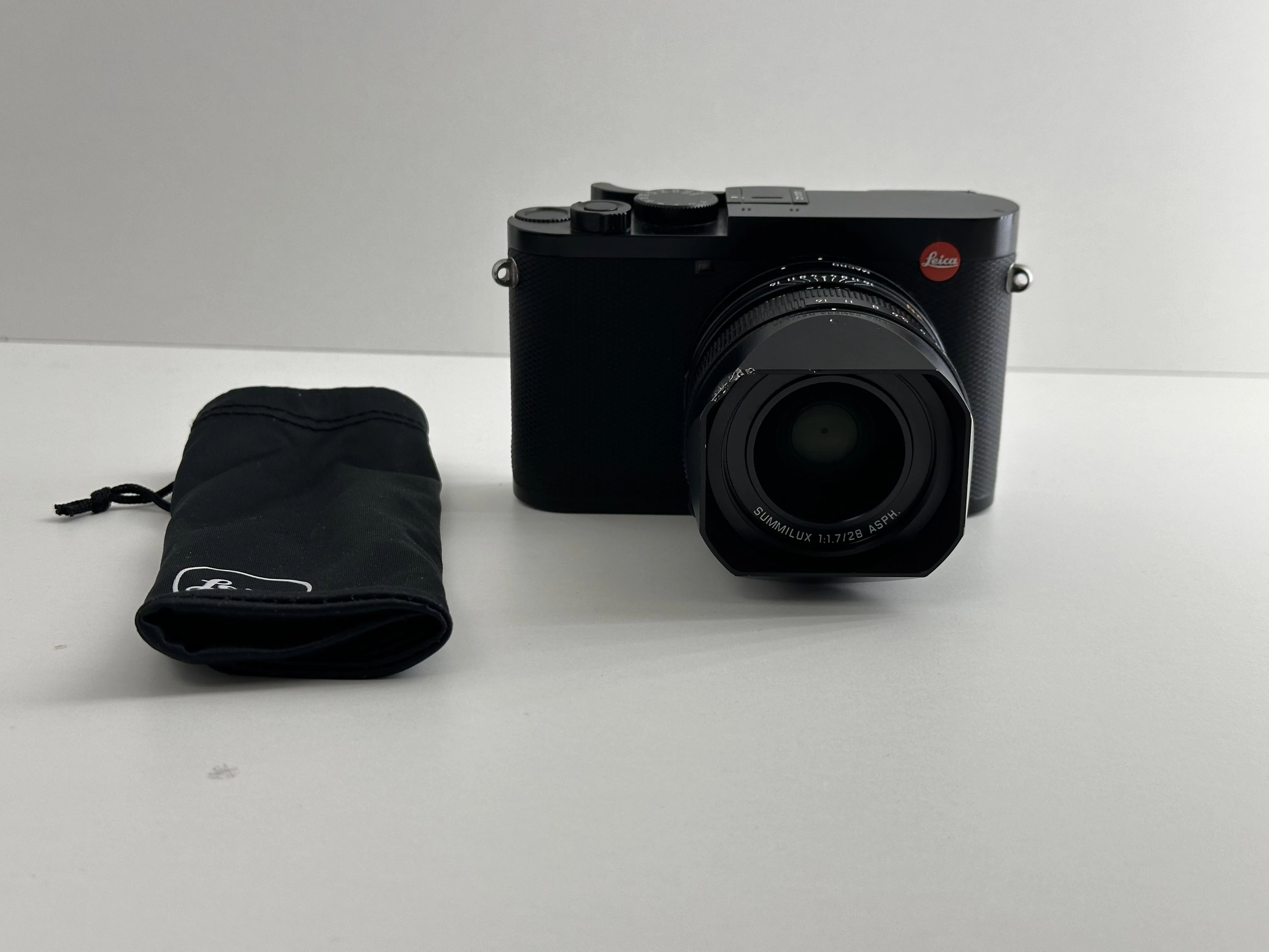 aparat-cyfrowy-leica-q2-czarny-bulwar-ikara-21-wroclaw