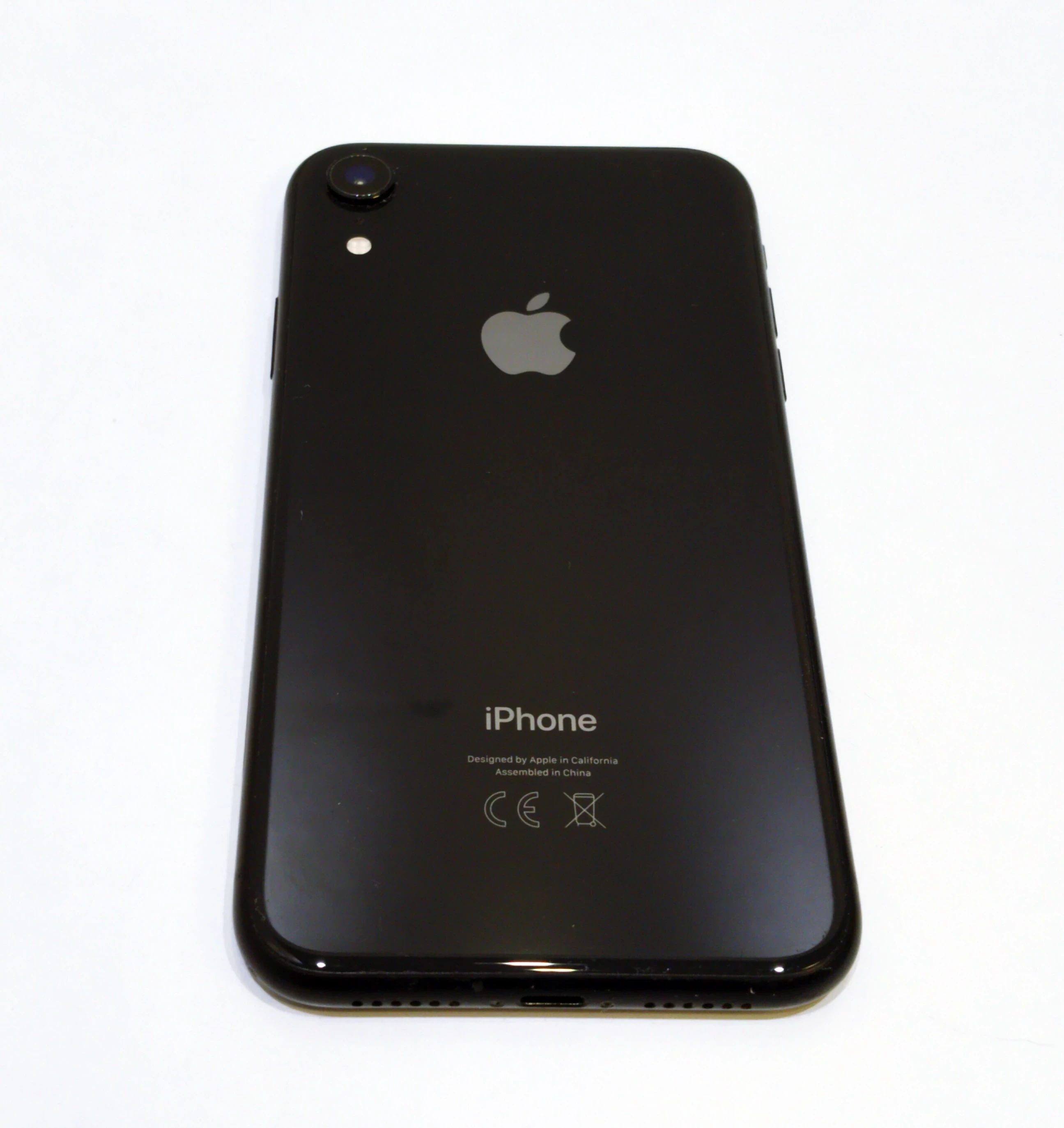 telefon-iphone-xr-64gb-77-a2105-wbudowana-pamiec-64-gb