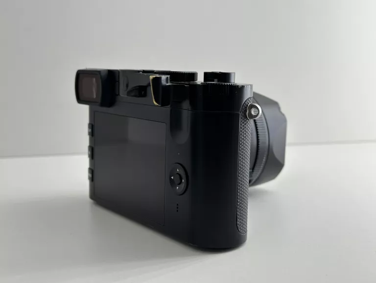 aparat-cyfrowy-leica-q2-czarny-jakosc-video-4k