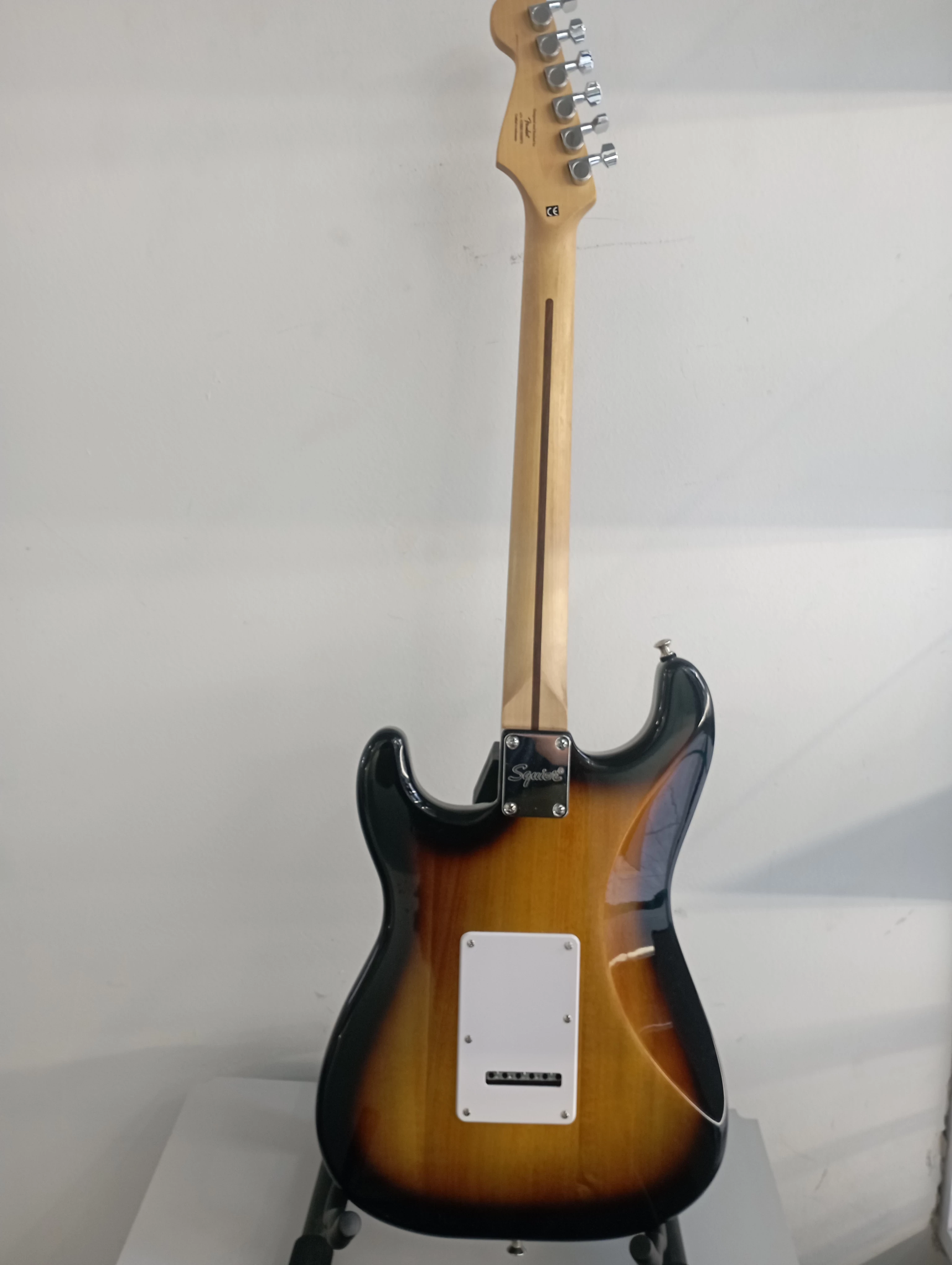 gitara-elektryczna-squier-stratocaster-made-in-indonesia-polwiejska-13-poznan-ska-x