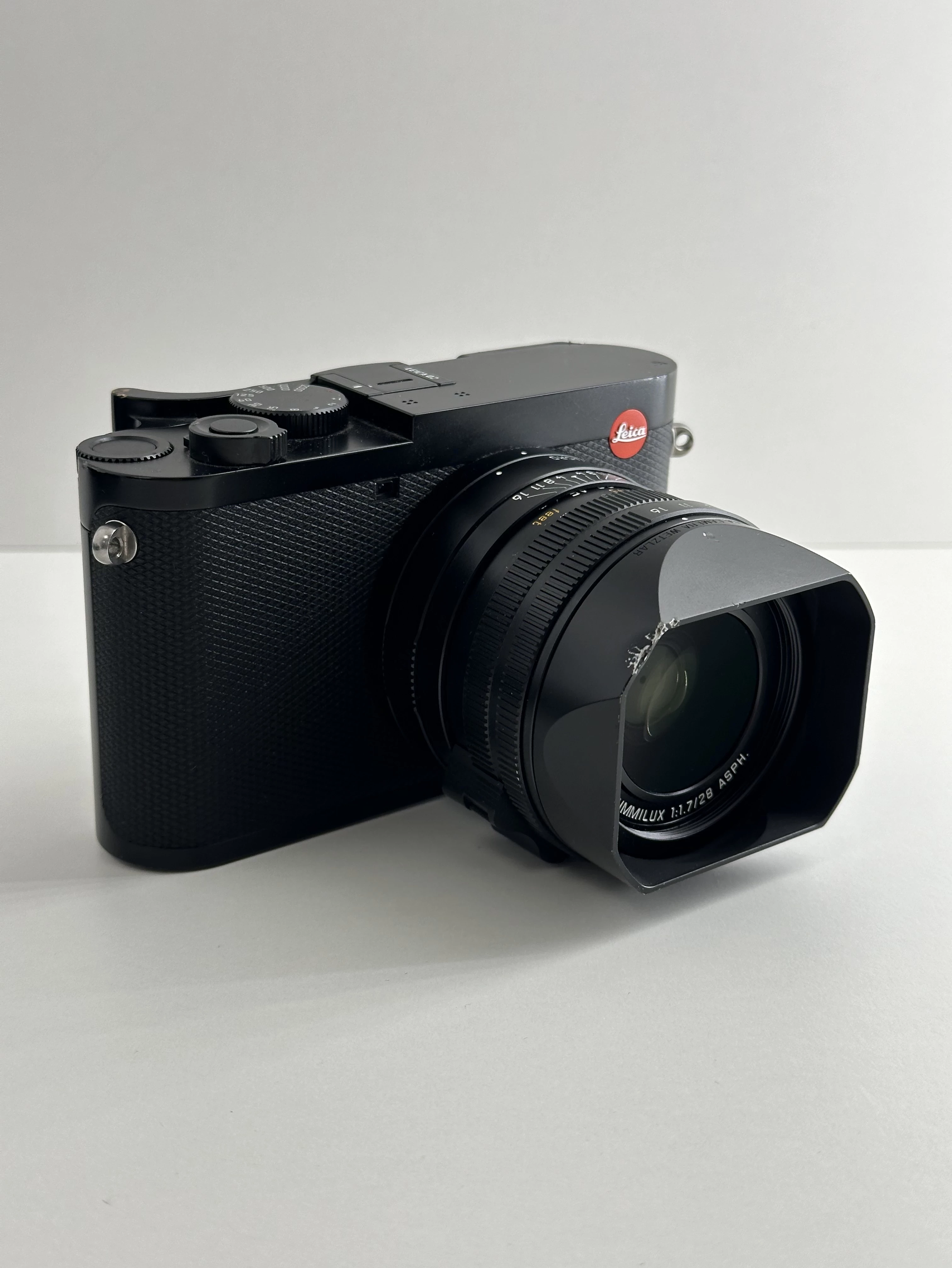 aparat-cyfrowy-leica-q2-czarny-stan-uzywany