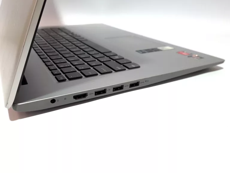 LENOVO IDEAPAD 3 (17ADA05) - 17,3" / AMD RYZEN 3 3250U / 4 GB / 256GB