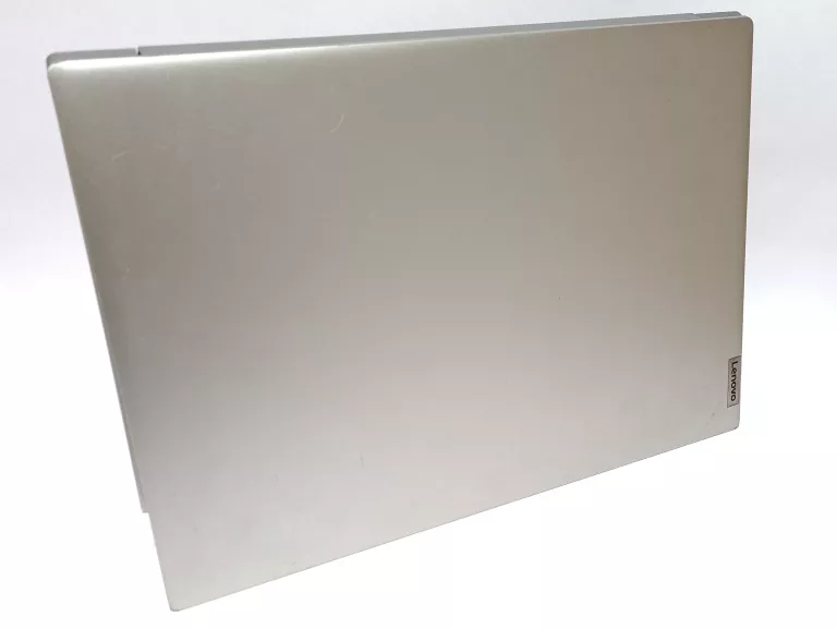 LENOVO IDEAPAD 3 (17ADA05) - 17,3" / AMD RYZEN 3 3250U / 4 GB / 256GB