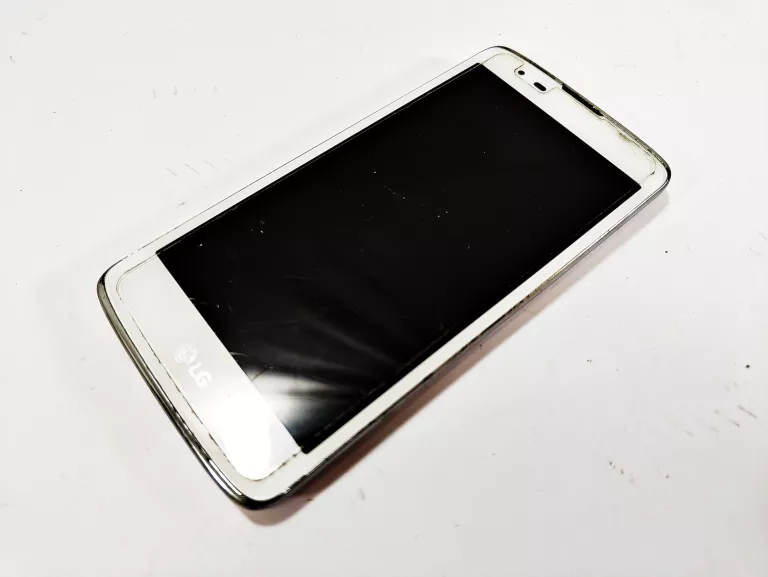 SMARTFON LG K8 LTE 1,5 GB / 16 GB 4G (LTE) BIAŁY ŚREDNI STAN