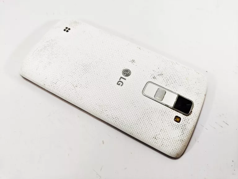SMARTFON LG K8 LTE 1,5 GB / 16 GB 4G (LTE) BIAŁY ŚREDNI STAN