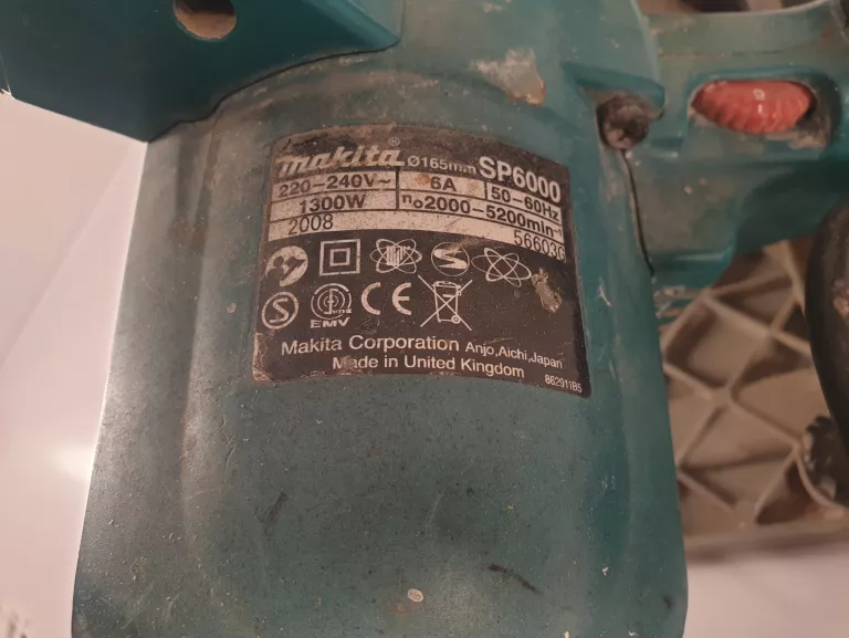 MAKITA ZAGŁĘBIARKA 165MM PILARKA SP6000