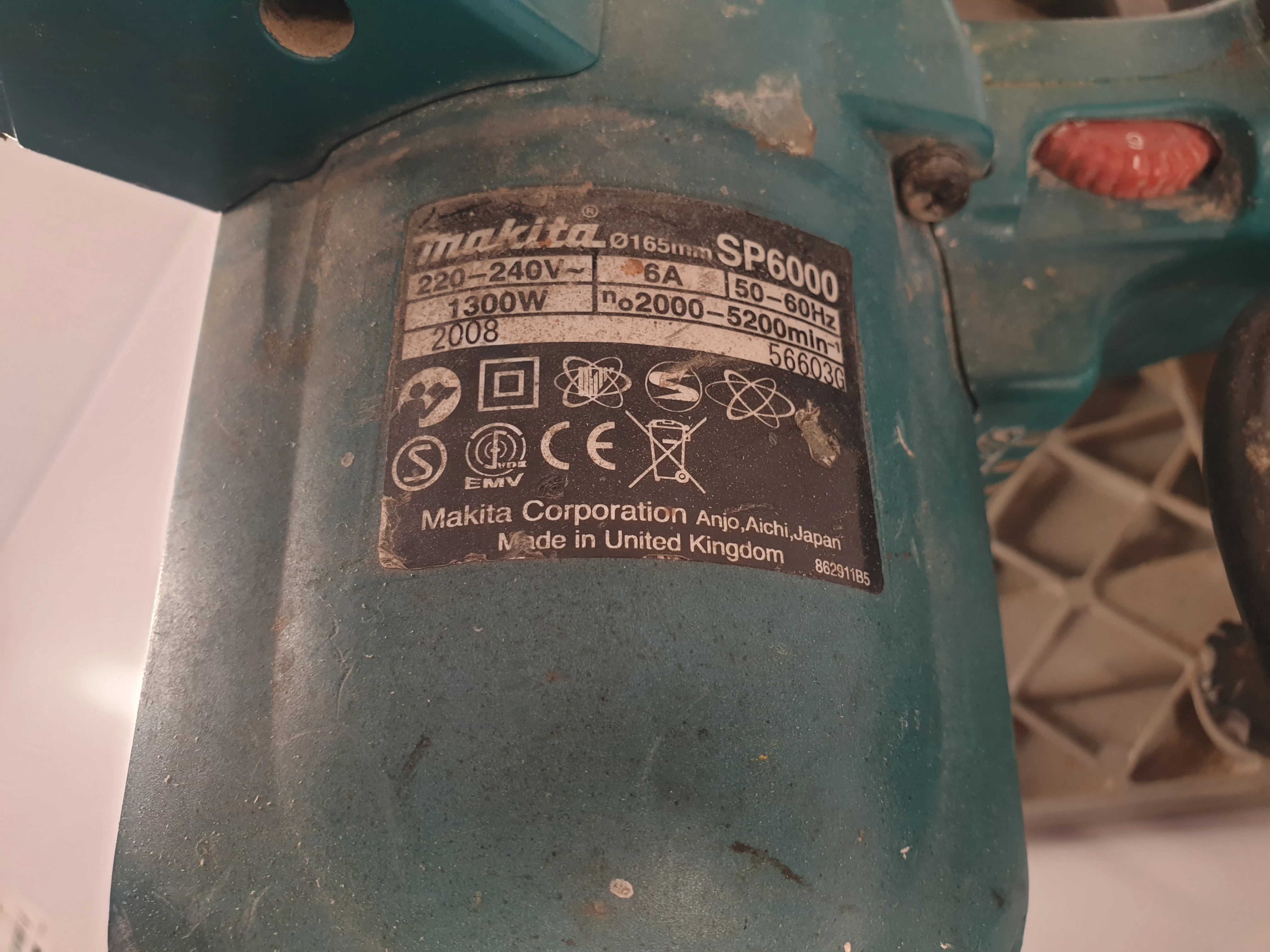 makita-zaglebiarka-165mm-pilarka-sp6000-kod-producenta-sp6000j-199141-8-194385-5-e-05664