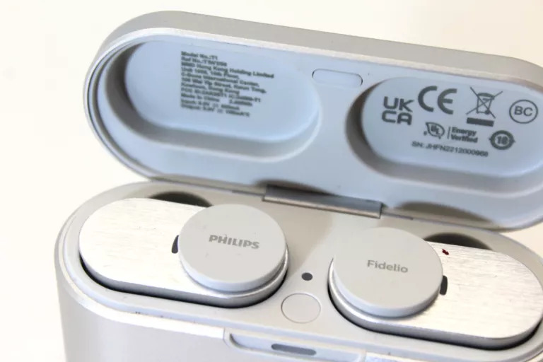 SŁUCHAWKI BEZPRZEWODOWE DOKANAŁOWE PHILIPS FIDELIO T1