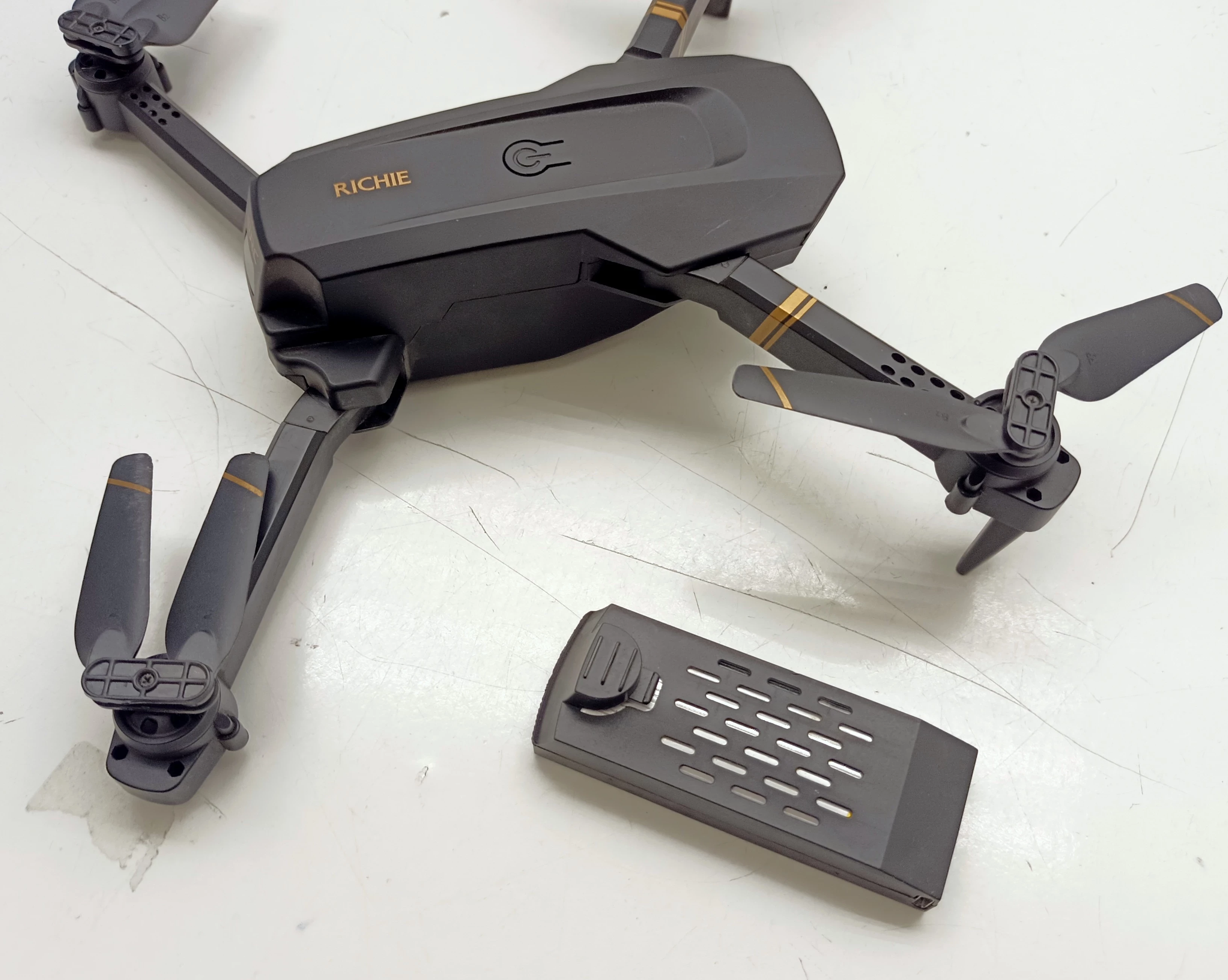 dron-richie-4d-v4-opis-model-4d-v4