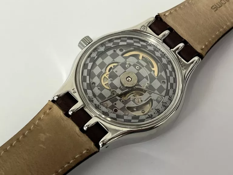 ZEGAREK SWATCH YIS400