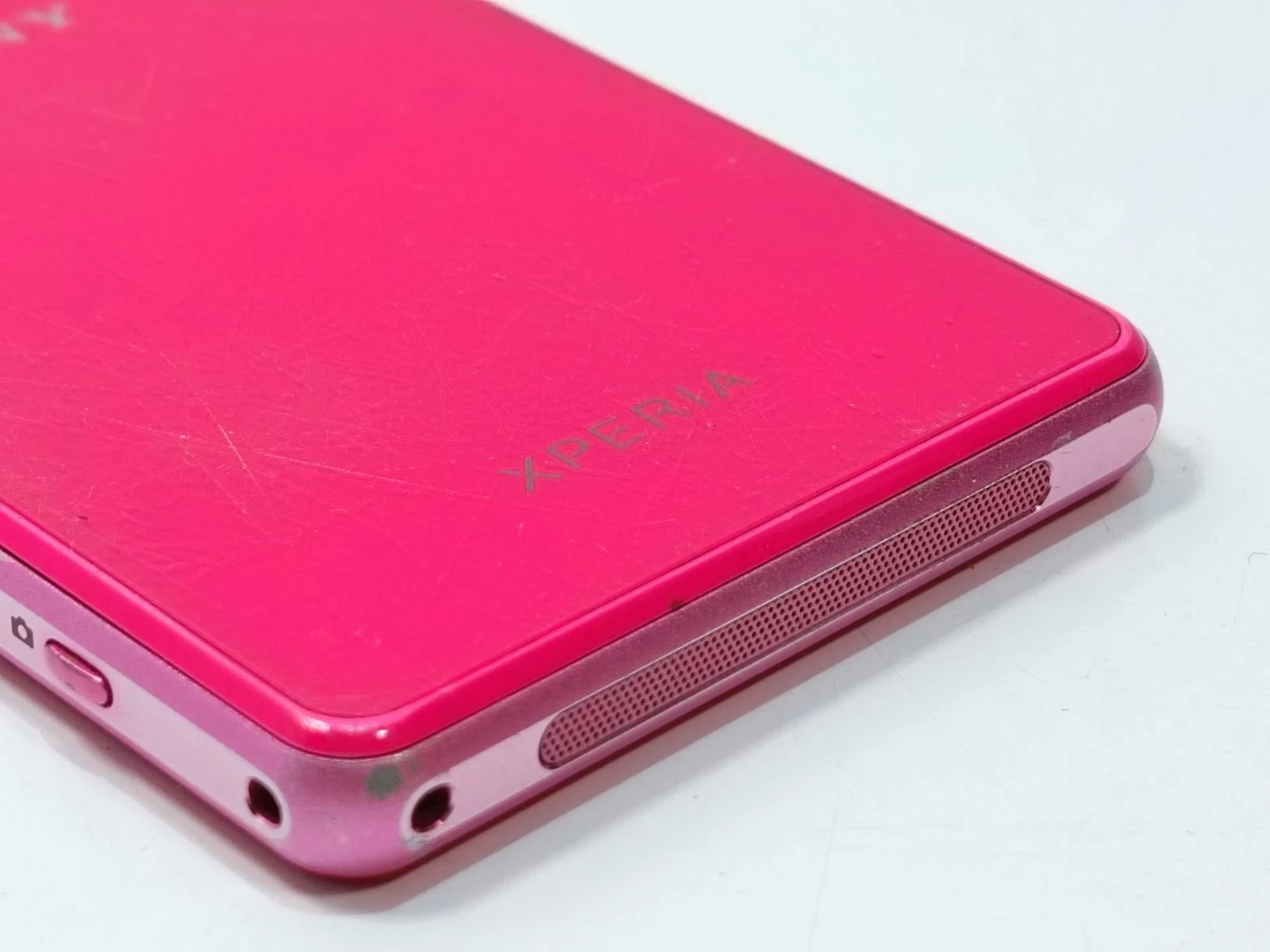 sony-xperia-z1-compact-d5503-przekatna-ekranu-43