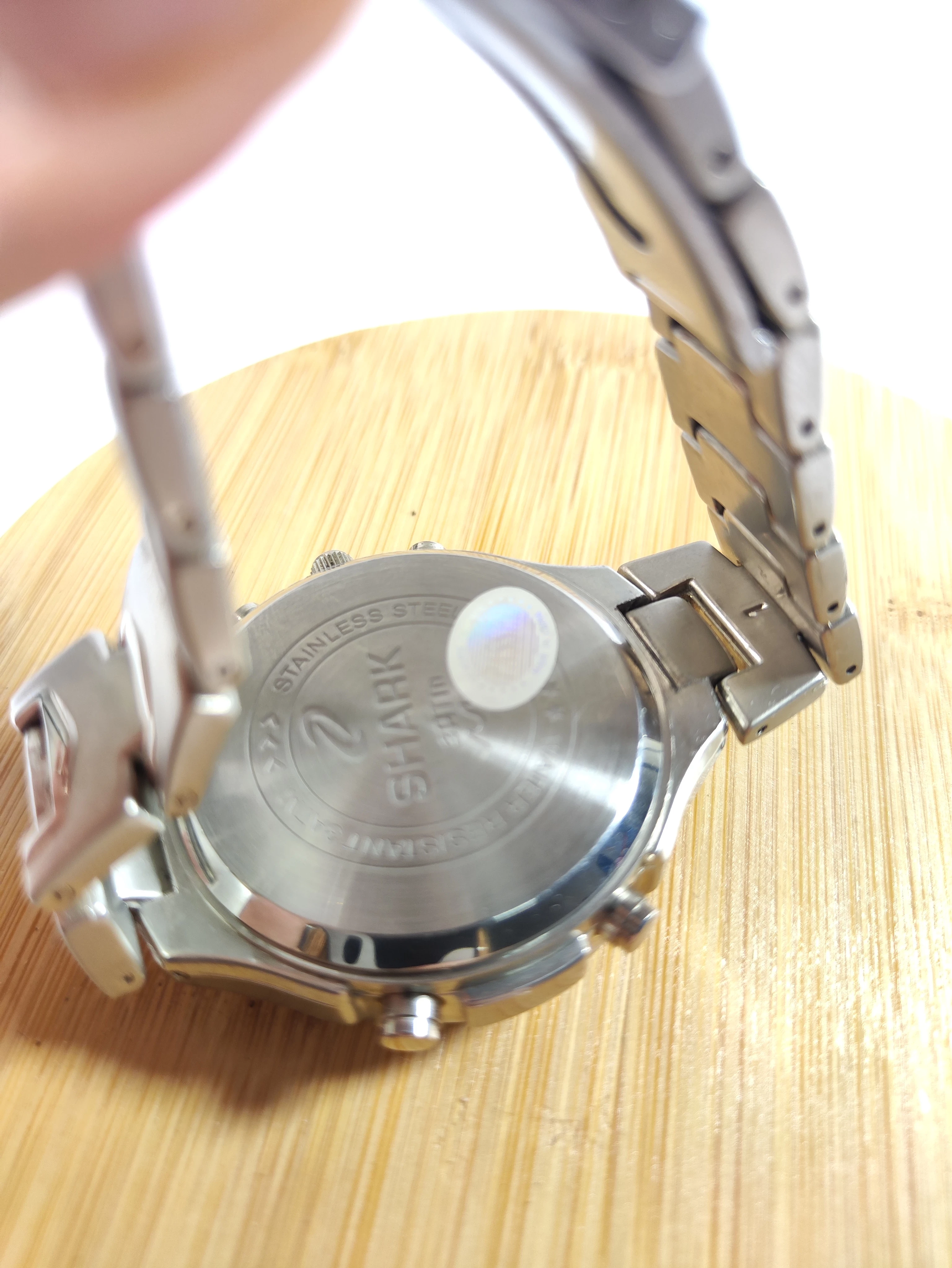 zegarek-meski-shark-funkcje-datownik