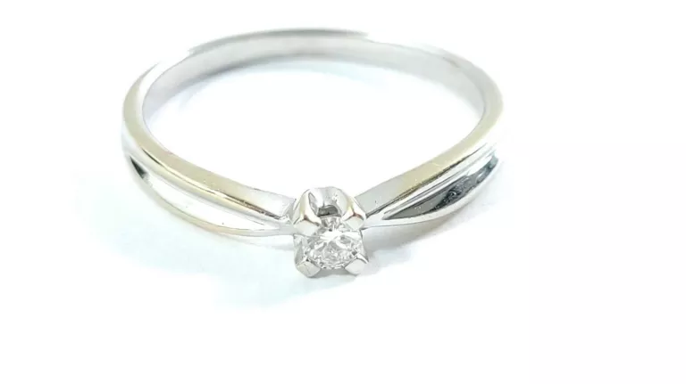 pierscionek-z-bialego-zlota-z-brylantem-010ct-r16-kolor-dominujacy-205826-1081899