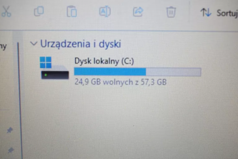 LAPTOP HP 14-CF2112WM 14" INTEL CELERON 8 GB / 64 GB RÓŻOWY