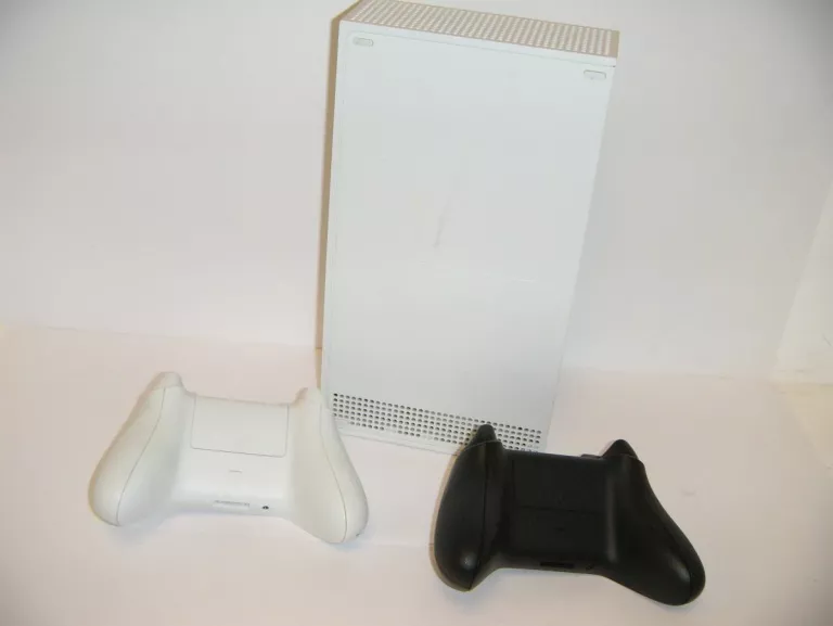 konsola-xbox-series-s-500gb-z-dwoma-padami-targowa-7-leczna