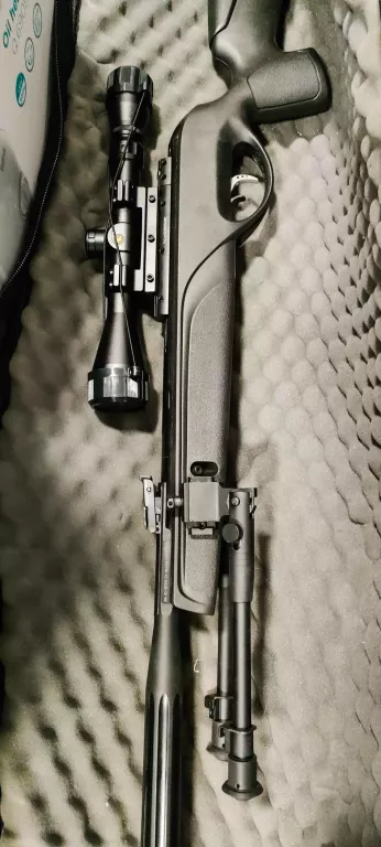 WIATRÓWKA SPRĘŻYNOWA GAMO HPA MI KALIBER 4,5 MM LUFA GWINTOWANA + FUTERAŁ