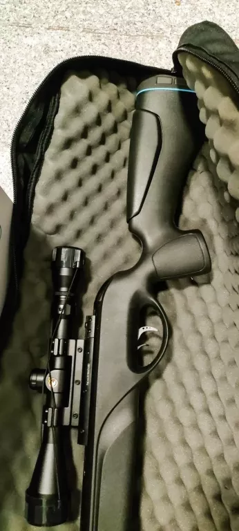 WIATRÓWKA SPRĘŻYNOWA GAMO HPA MI KALIBER 4,5 MM LUFA GWINTOWANA + FUTERAŁ