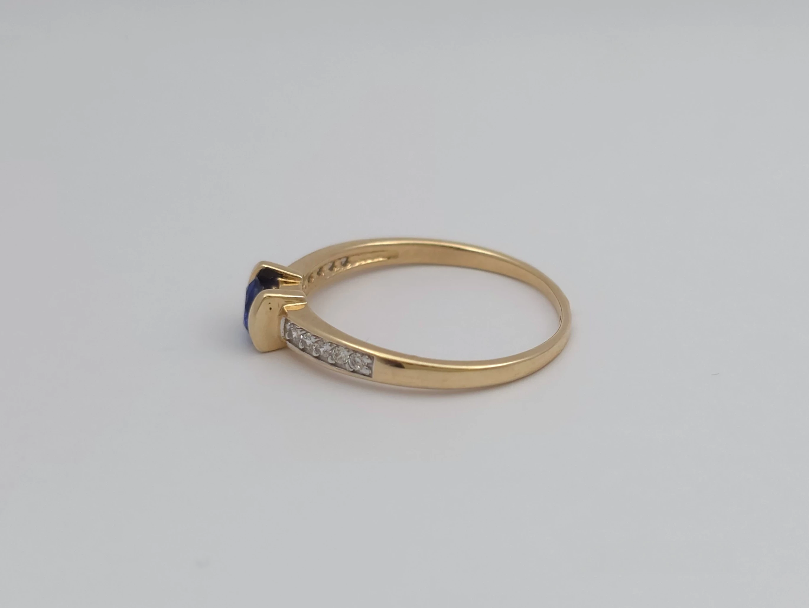 zloty-pierscionek-585-14k-r16-210g-rozmiarsrednica-wew-mm-372-16