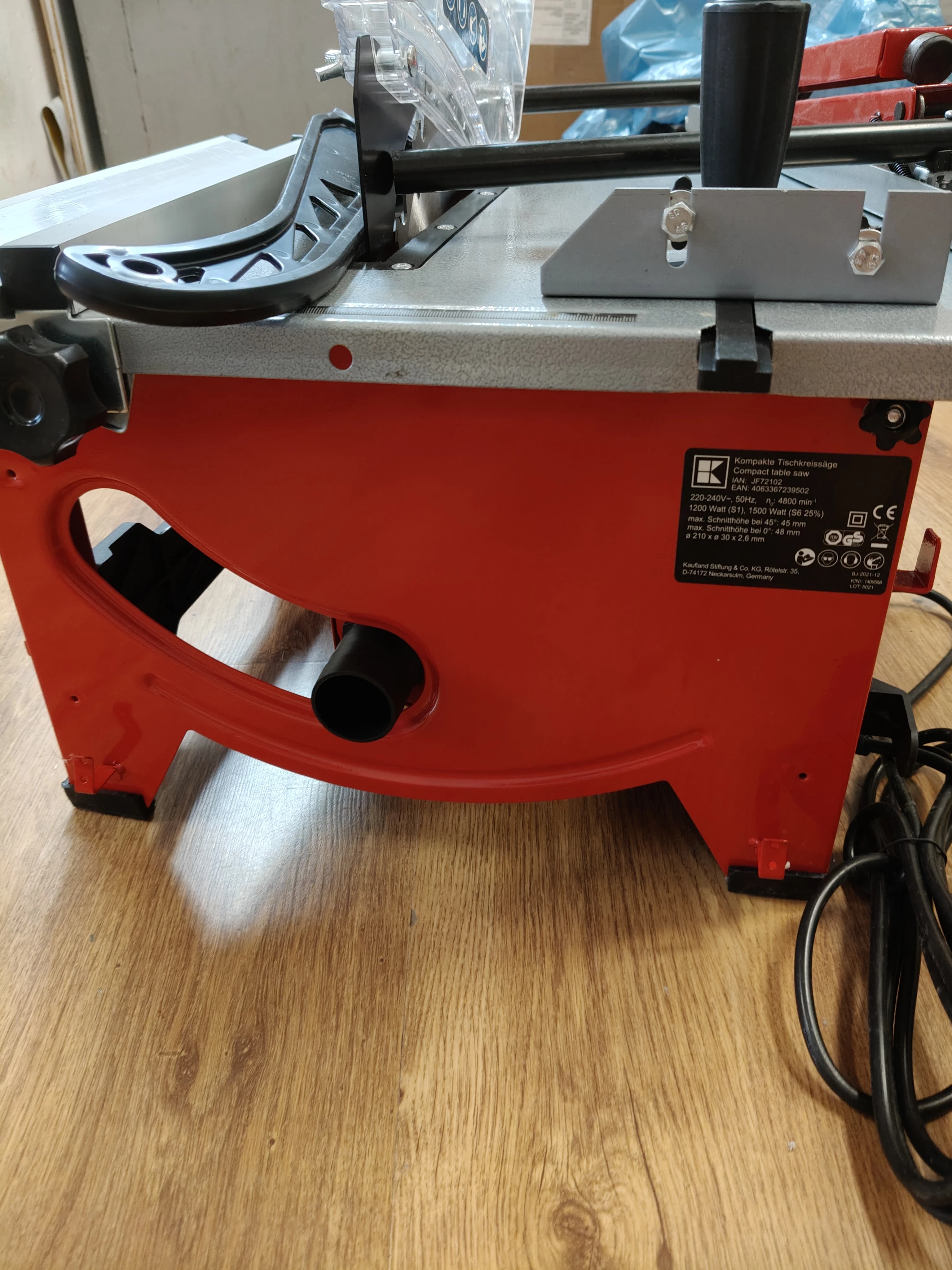 pila-stolowa-myproject-1200w-marka-myproject