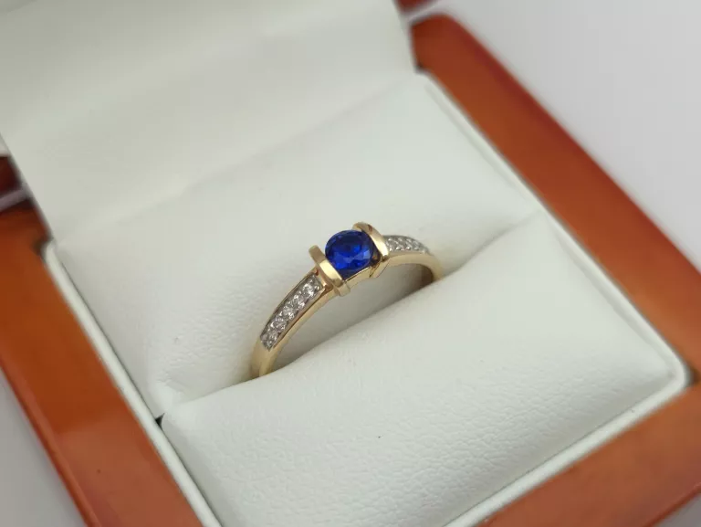 ZŁOTY PIERŚCIONEK - 585 14K R.16 2,10G