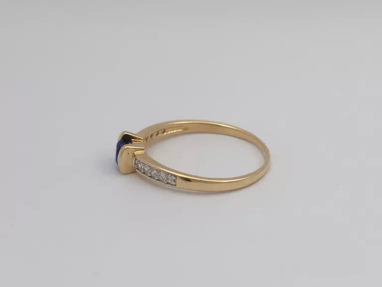 ZŁOTY PIERŚCIONEK - 585 14K R.16 2,10G