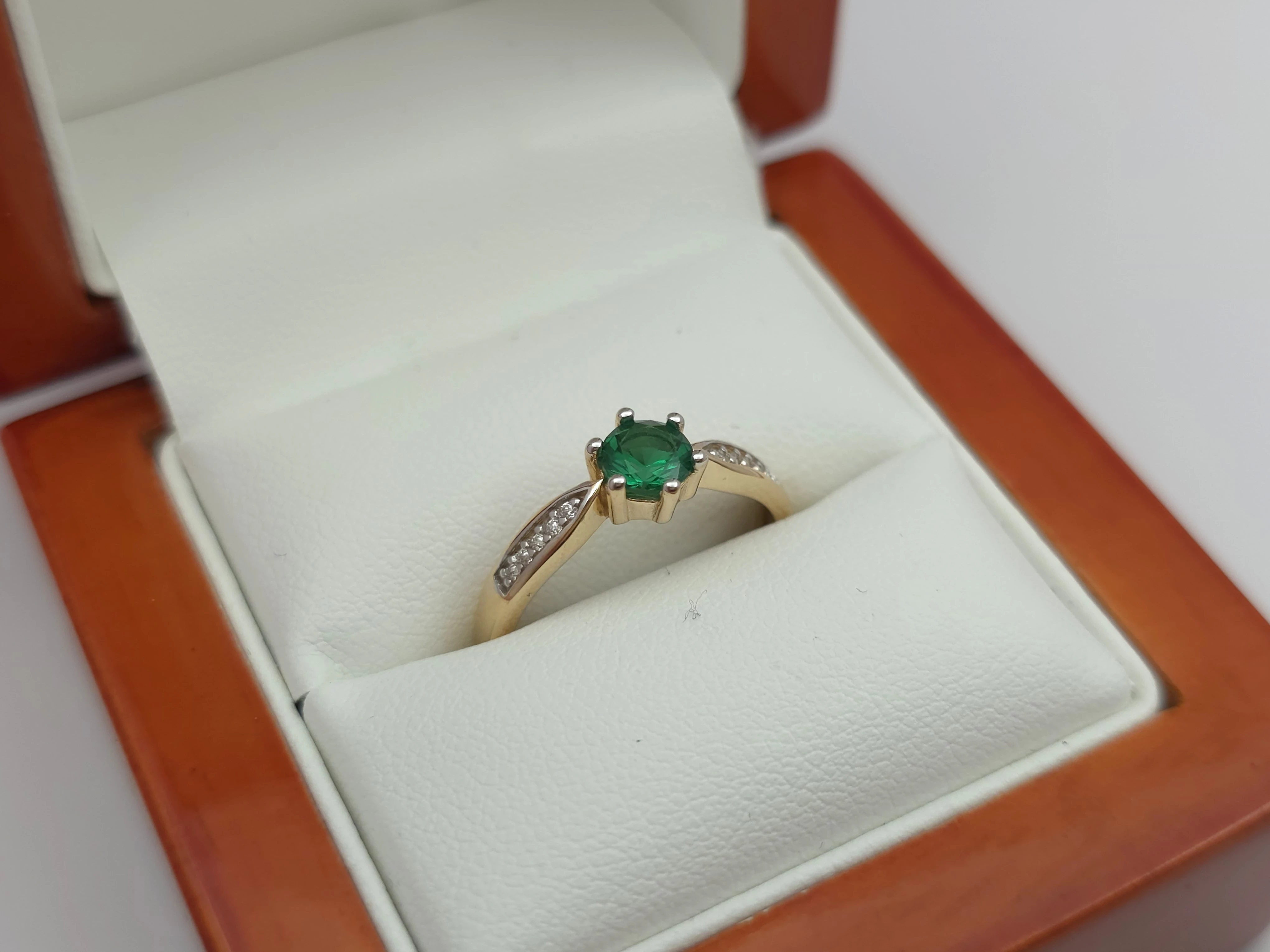 zloty-pierscionek-z-zielona-cyrkonia-585-14k-r14-230g-marka-248811-958954