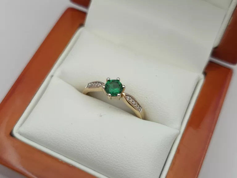 zloty-pierscionek-z-zielona-cyrkonia-585-14k-r14-230g-kolor-dominujacy-205826-225106