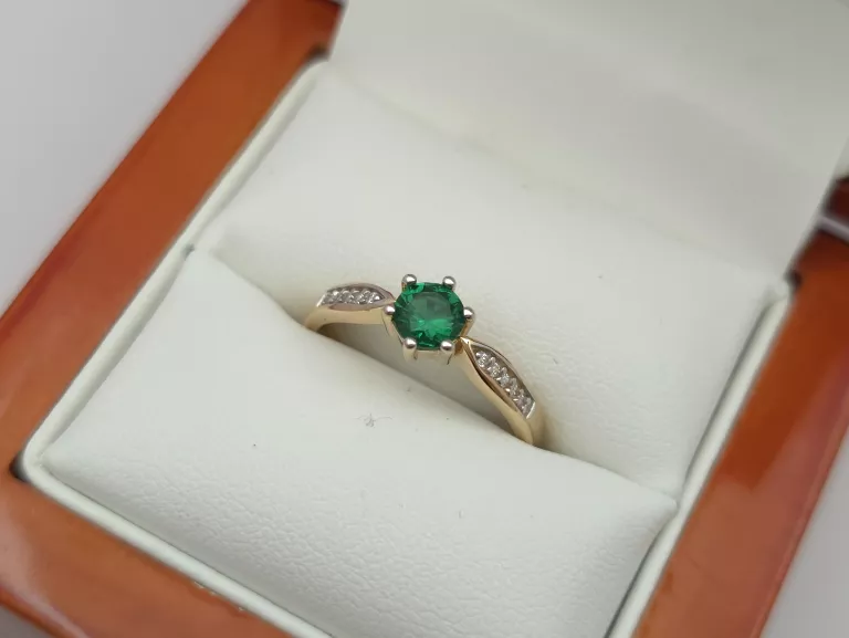 ZŁOTY PIERŚCIONEK Z ZIELONĄ CYRKONIĄ - 585 14K R.14 2,30G