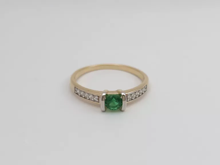 ZŁOTY PIERŚCIONEK Z ZIELONĄ CYRKONIĄ - 585 14K R.16 2,30G