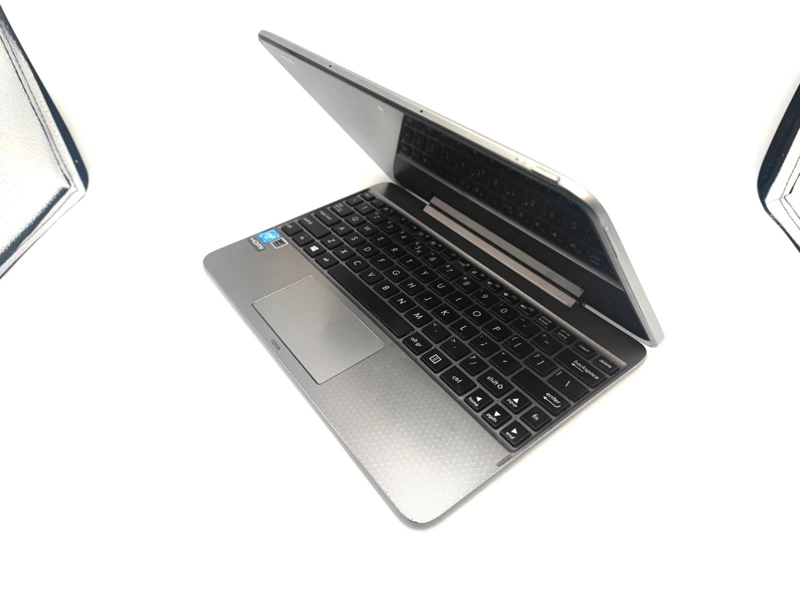 laptop-asus-transformer-book-t100-intel-atom-4gb-ram-120gb-dysk-liczba-rdzeni-procesora-2