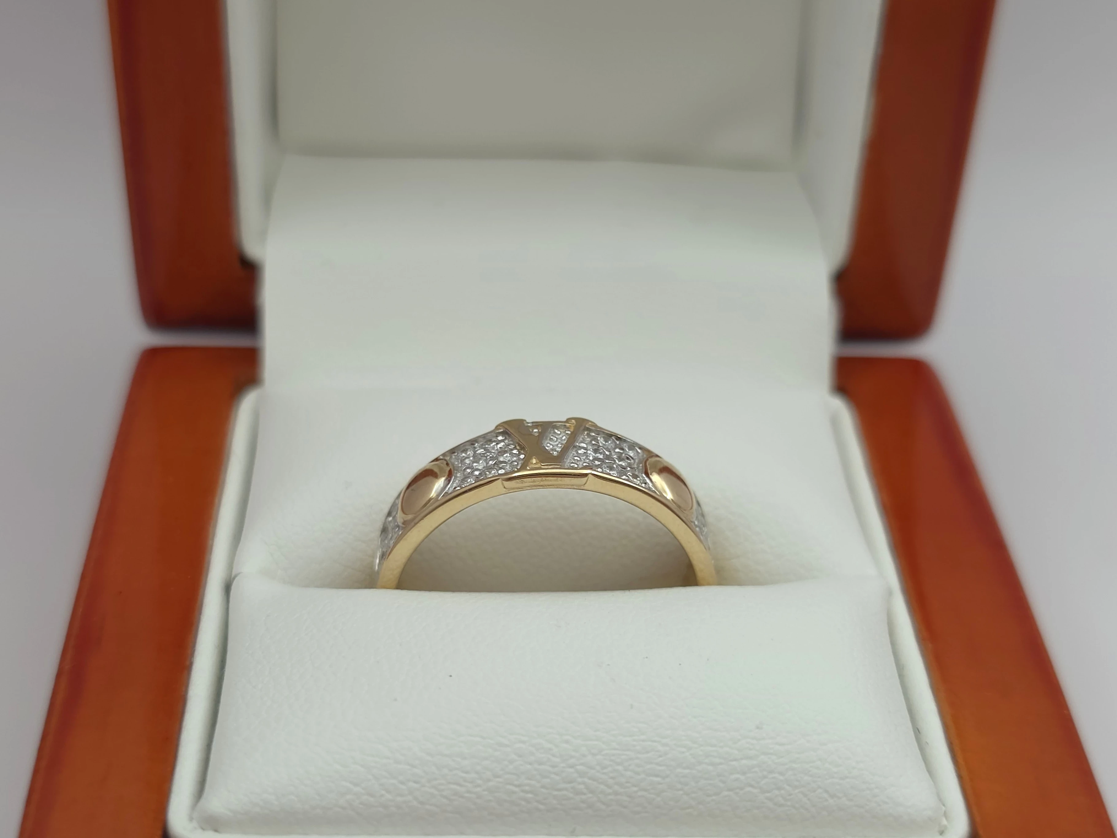 zloty-pierscionek-w-stylu-lv-585-14k-r19-475g-kamien-17088-128