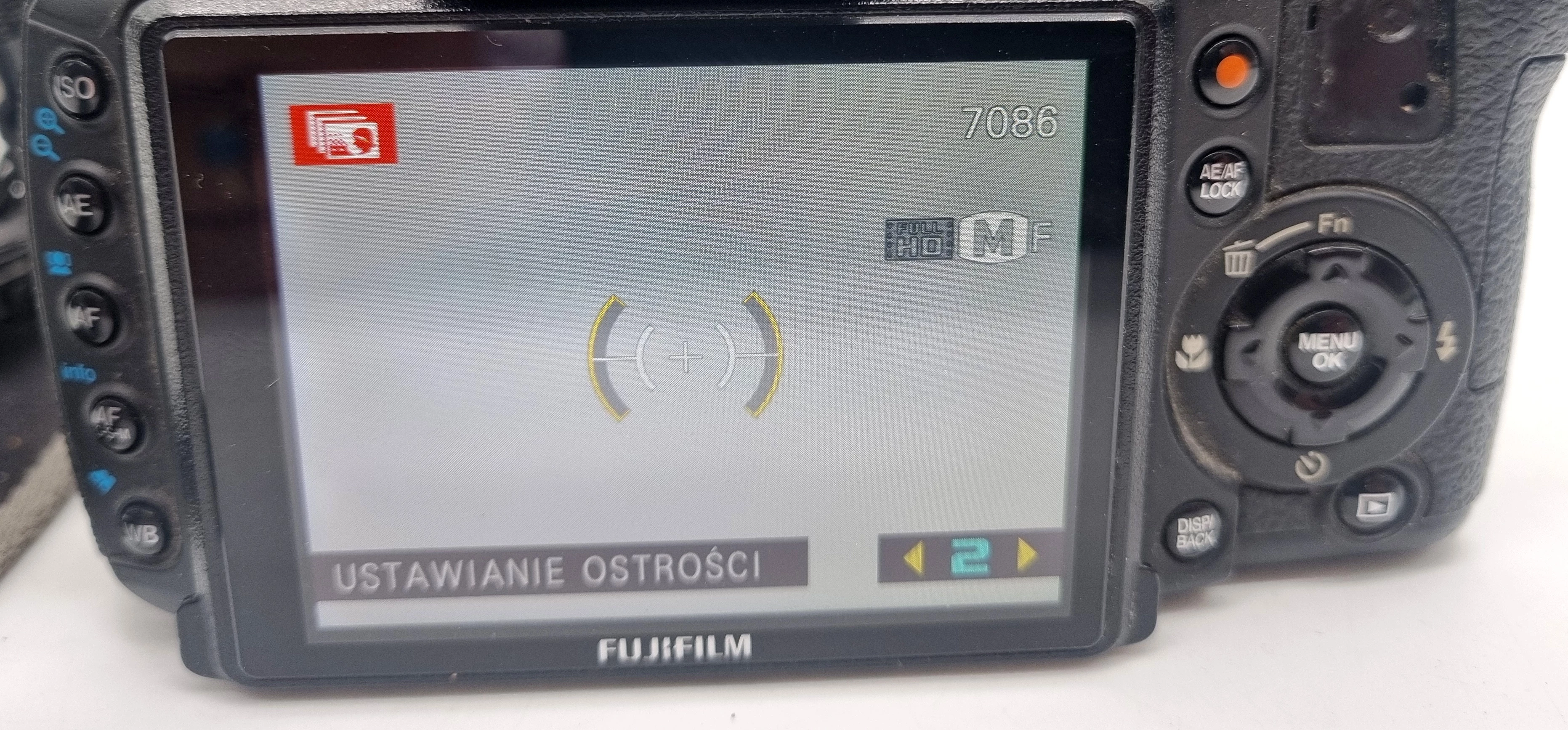aparat-fujifilm-finepix-hs-hs25exr-stabilizacja-mechaniczna-matrycy