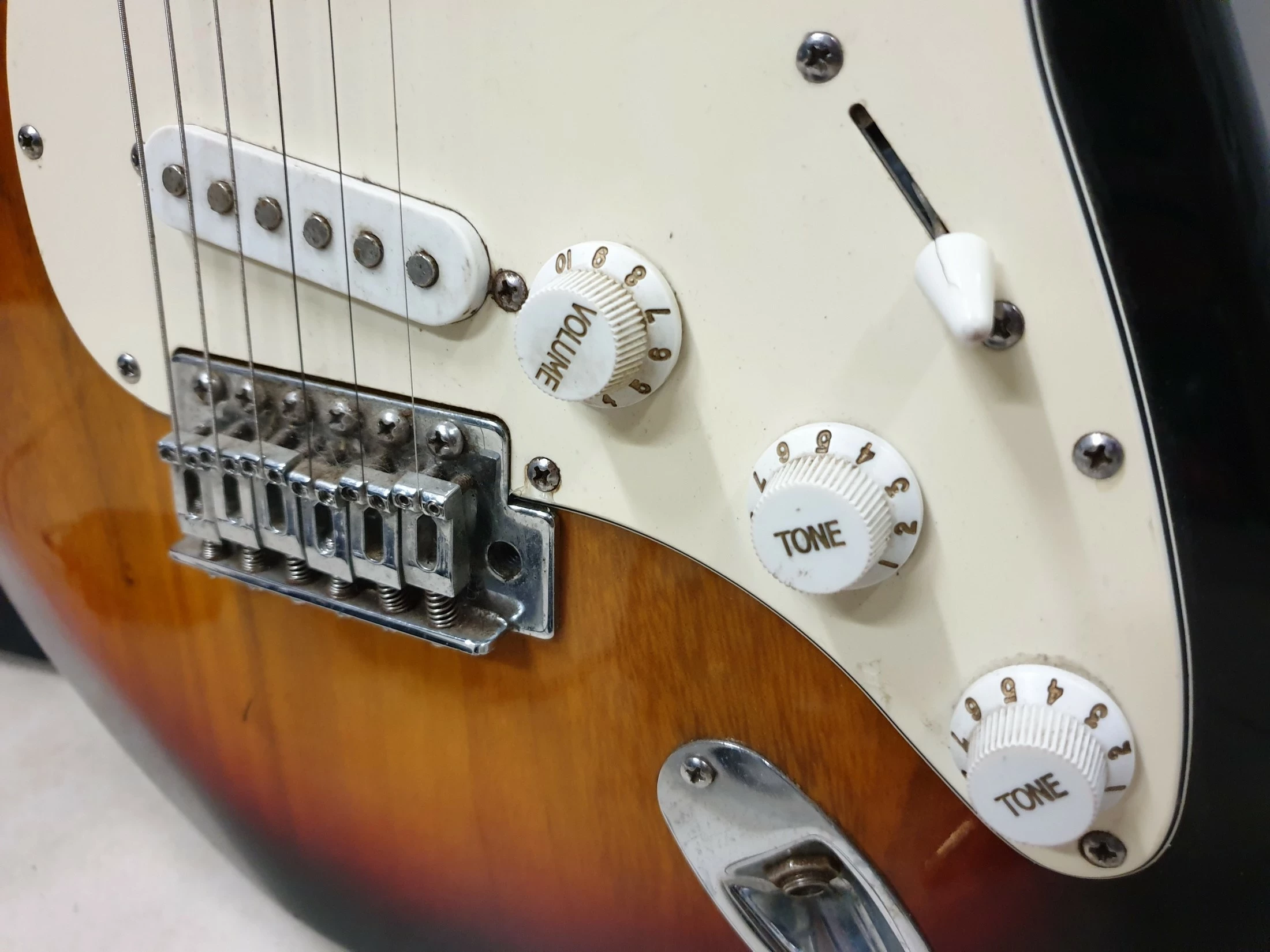 gitara-elektryczna-weinberger-ck-heg001-rodzaj-stratocaster