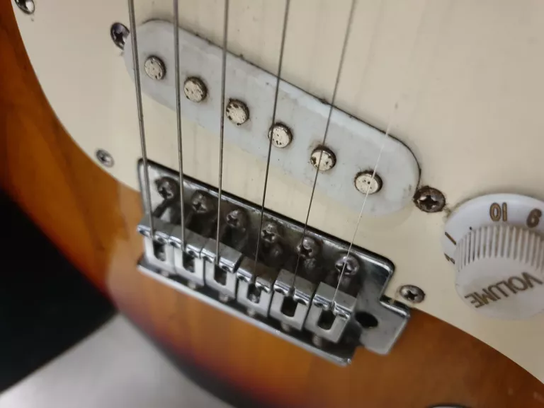 GITARA ELEKTRYCZNA WEINBERGER CK-HEG001