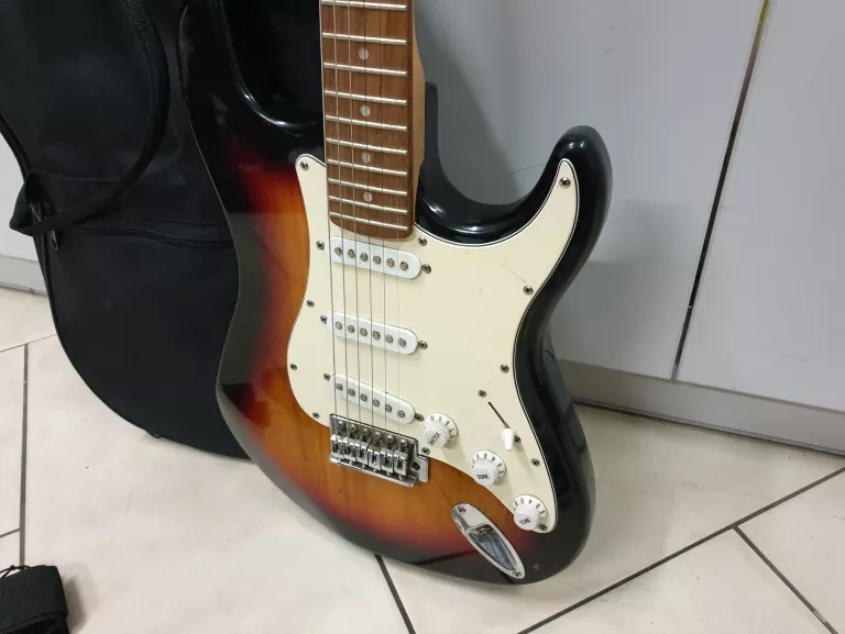 GITARA ELEKTRYCZNA WEINBERGER CK-HEG001