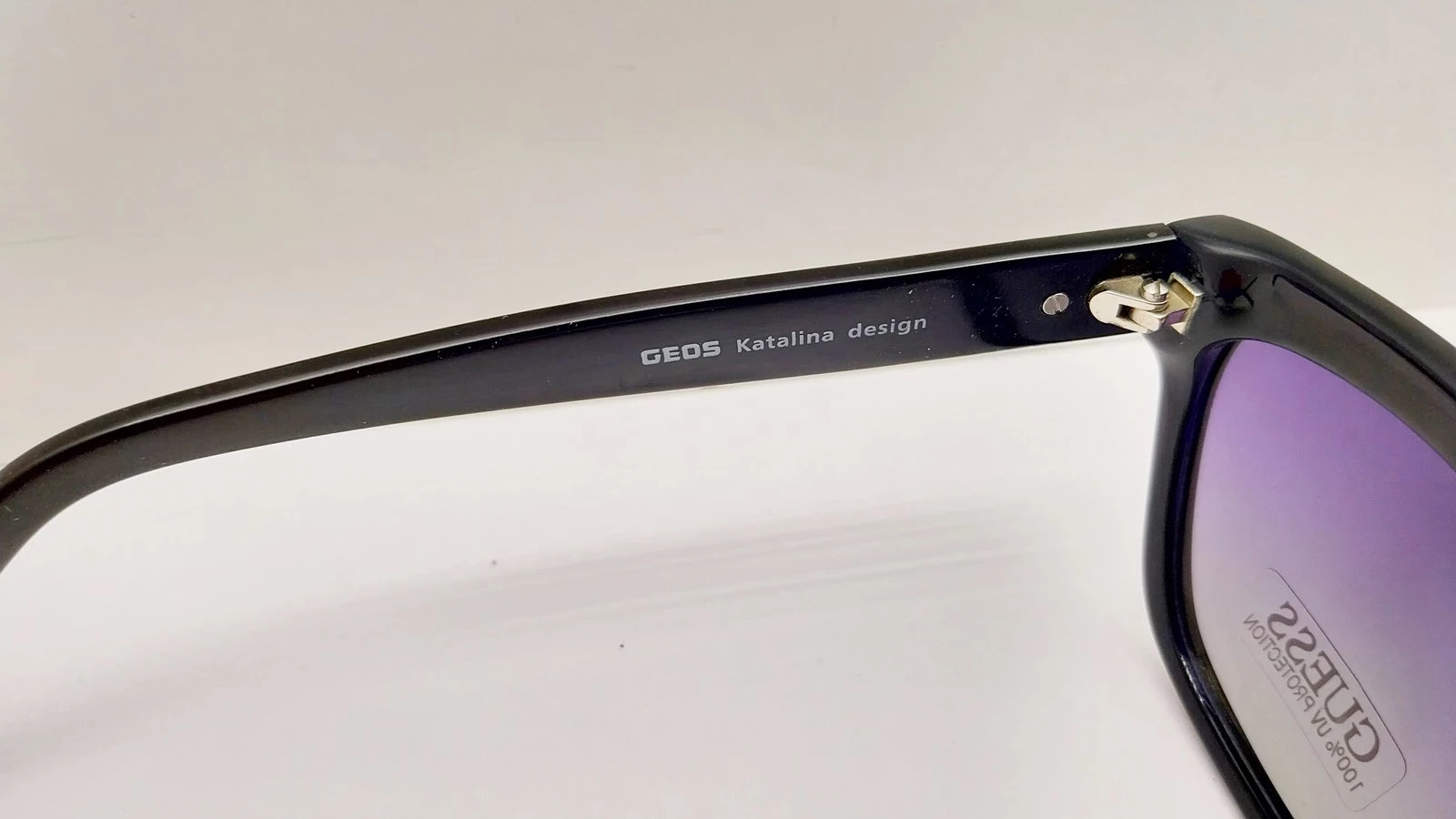 okulary-przeciwsloneczne-guess-geos-katalina-design-stan-11323-238058