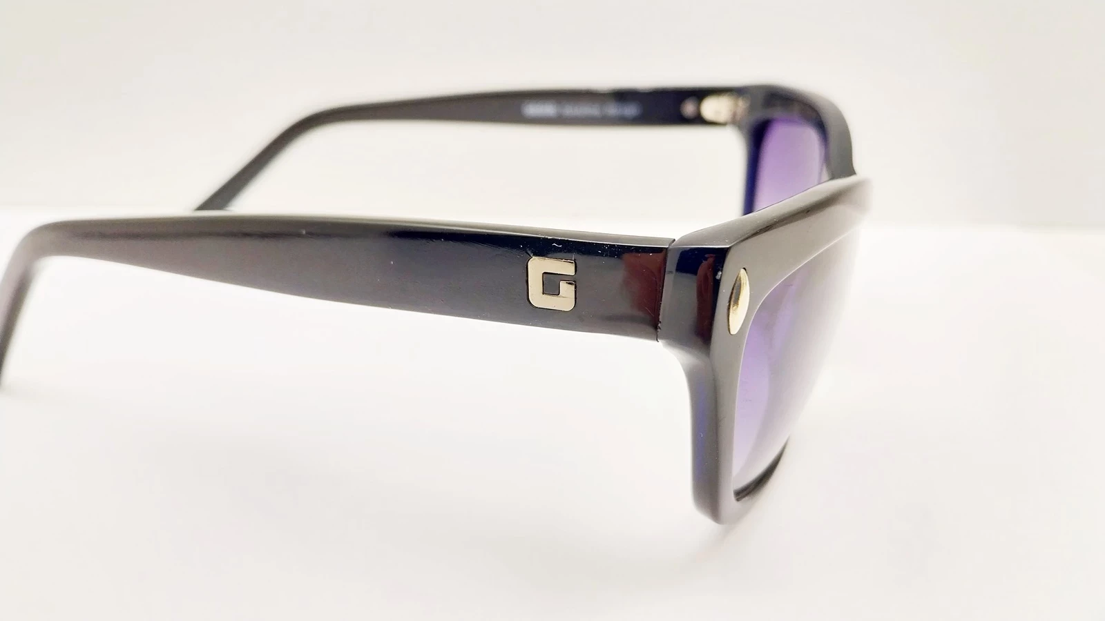 okulary-przeciwsloneczne-guess-geos-katalina-design-ean-gtin-0886895498289