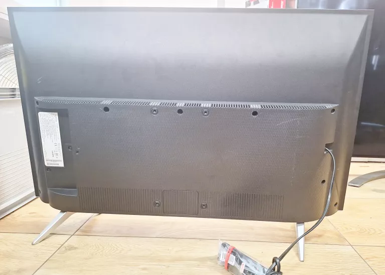 TELEWIZOR THOMSON 32HE5800 32 CALE