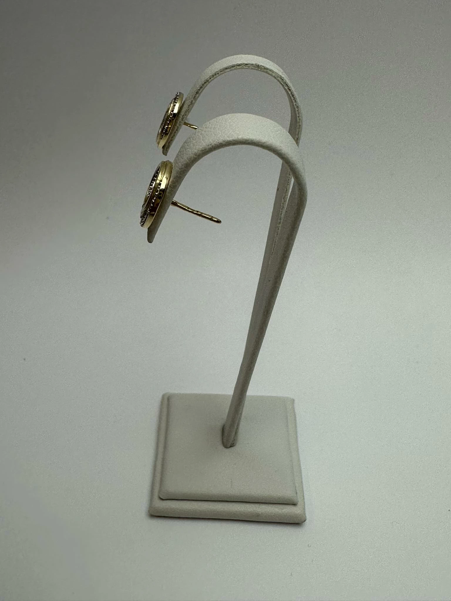 piekne-zlote-kolczyki-585-marka-bez-marki