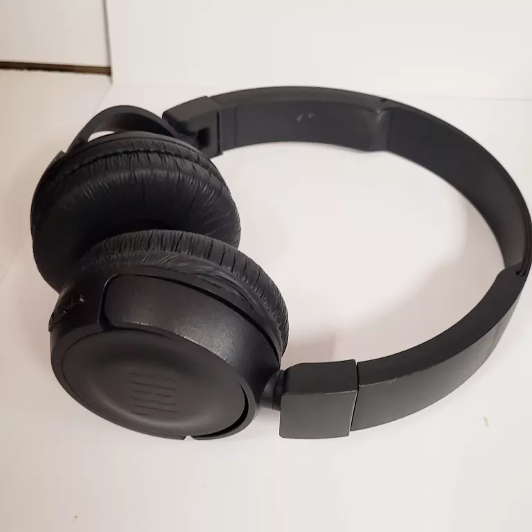 sluchawki-nauszne-jbl-bt-450-czarne-aleja-wolnosci-15b-czestochowa-sj