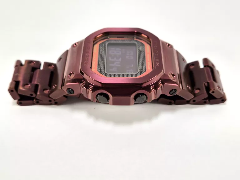 CASIO G-SHOCK GMW-B5000RD BORDOWY