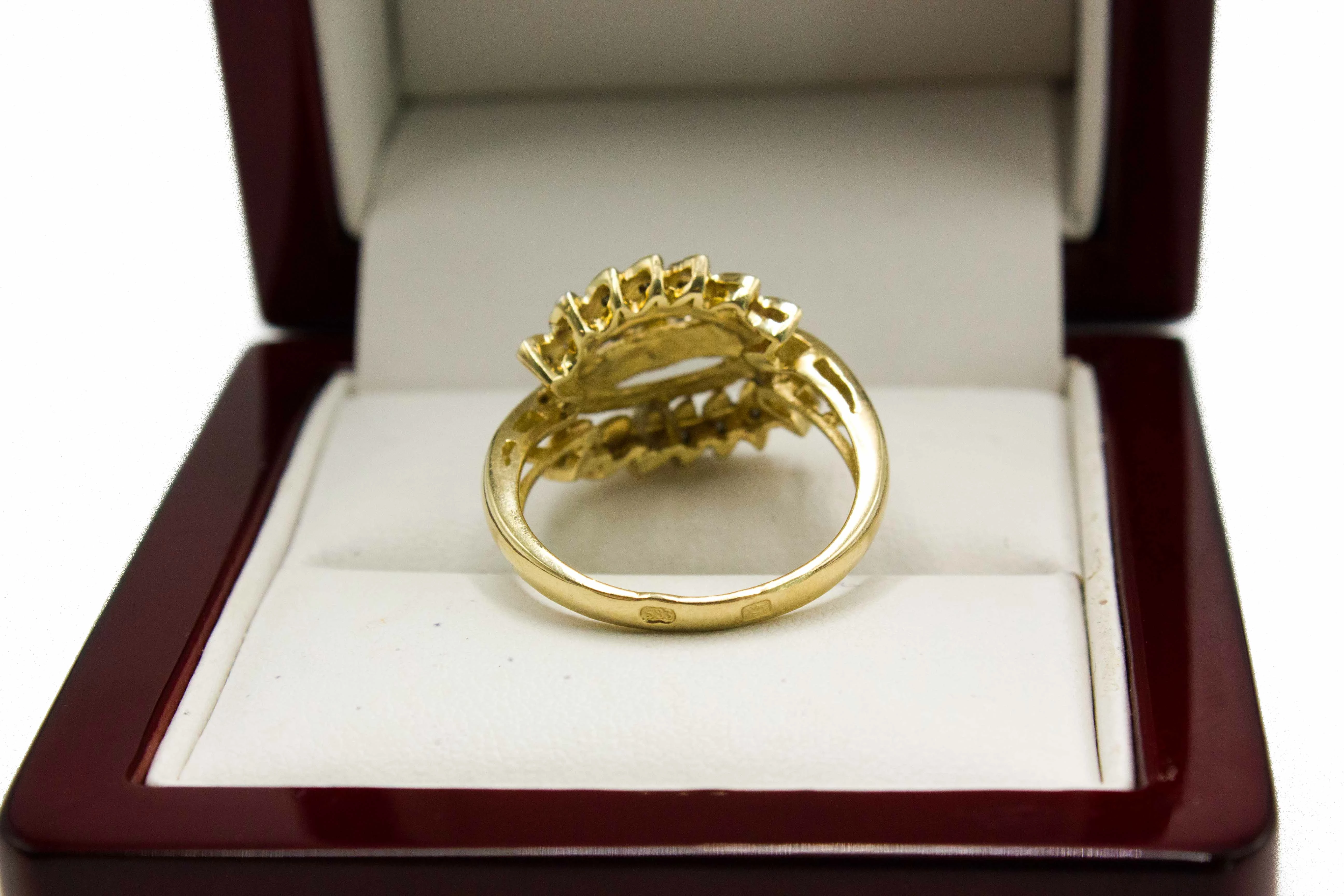 zloty-pierscionek-z-diamentami-02ct-457g-585-kamien-17088-8388608