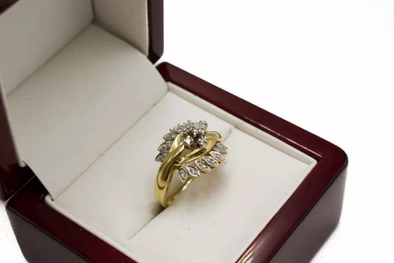 zloty-pierscionek-z-diamentami-02ct-457g-585-prusa-60-pruszkow