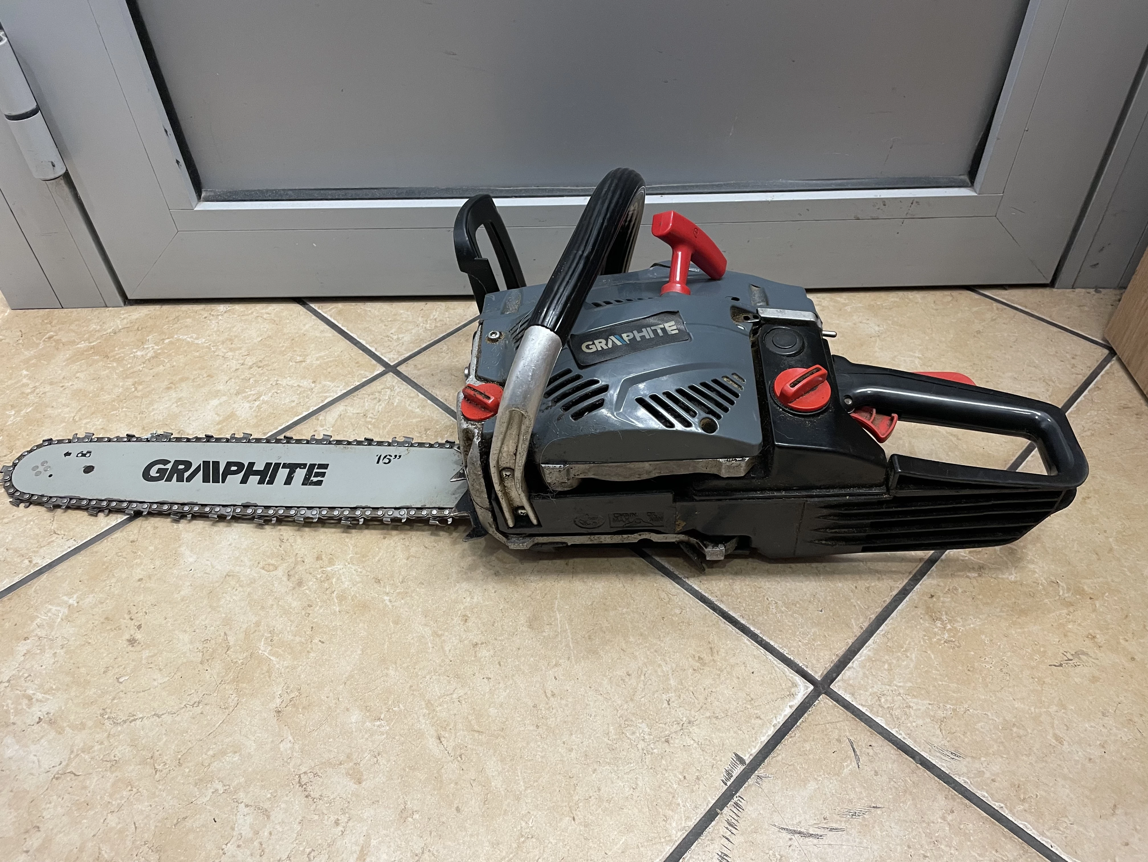 pila-spalinowa-graphite-89g940-marka-graphite