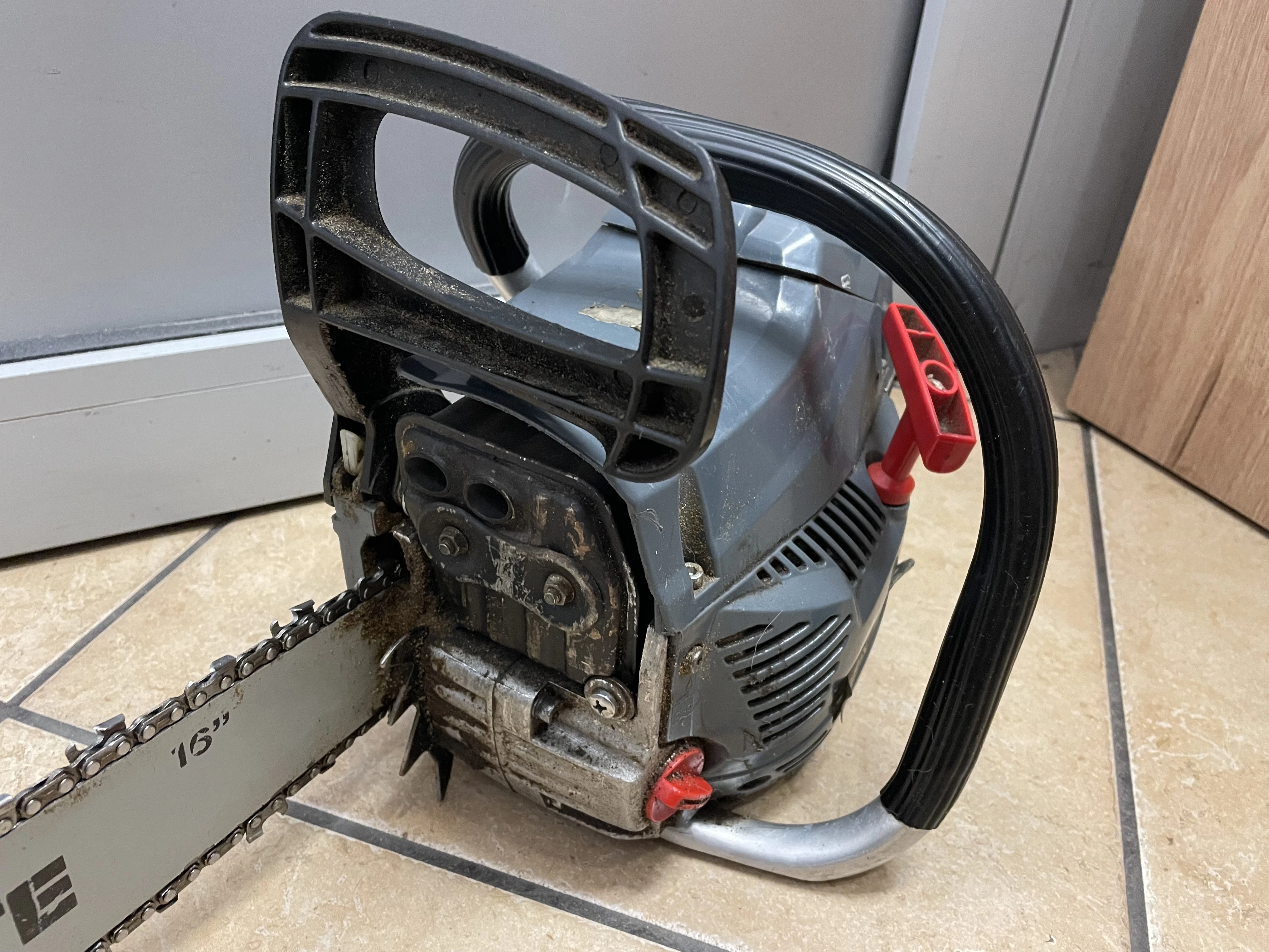 pila-spalinowa-graphite-89g940-marka-graphite