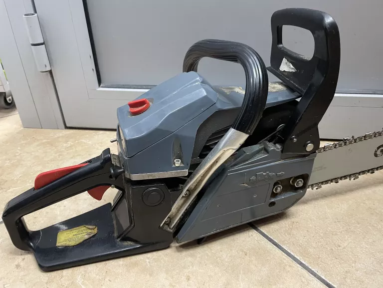 pila-spalinowa-graphite-89g940-rynek-2-sj-olawa