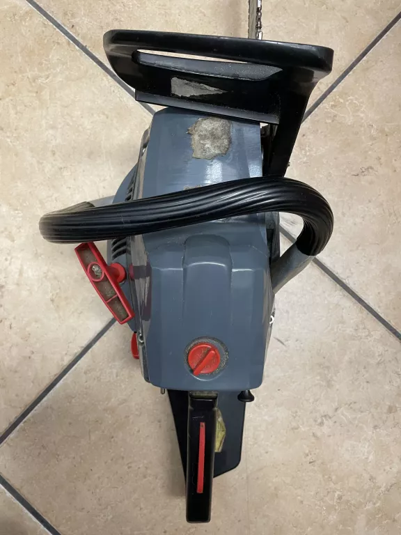 pila-spalinowa-graphite-89g940-stan-uzywany