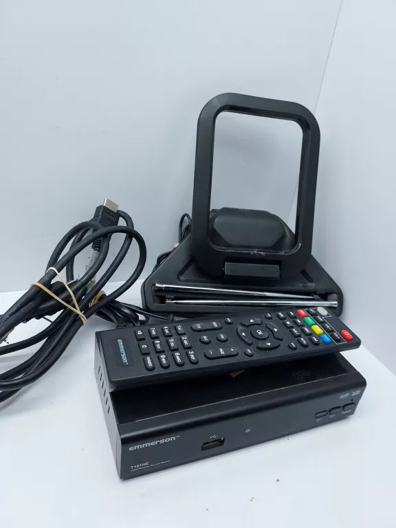 TUNER DVBT EMMERSON T151HE Z ANTENĄ POKOJOWĄ