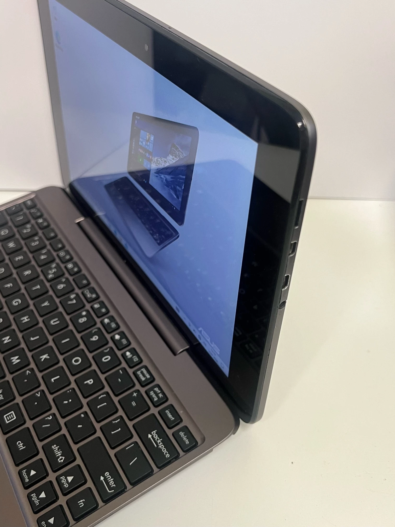 asus-transformer-t100ha-x5-z85002gb64win10-przekatna-ekranu-1010